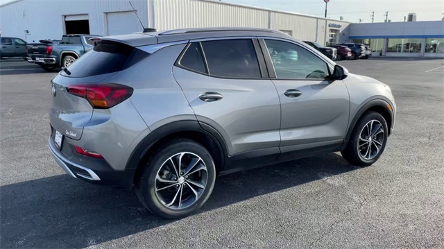 Vehicle image 6 of 32