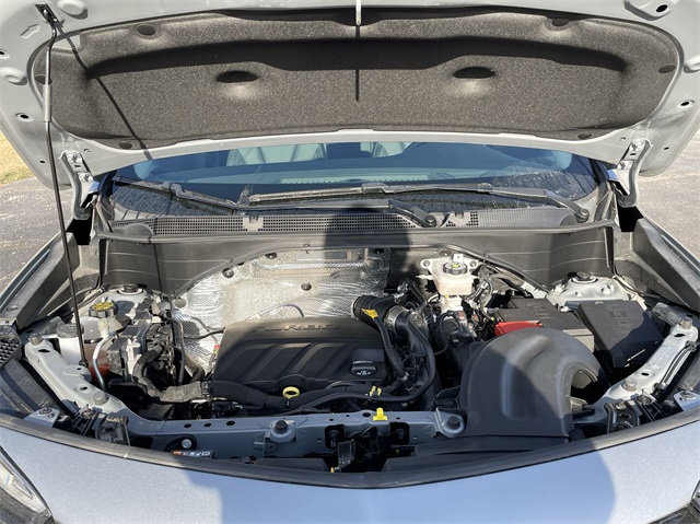 Vehicle image 27 of 32