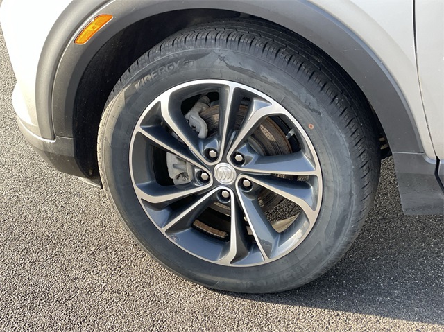 Vehicle image 30 of 32