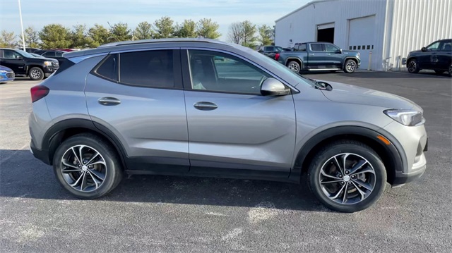 Vehicle image 5 of 32