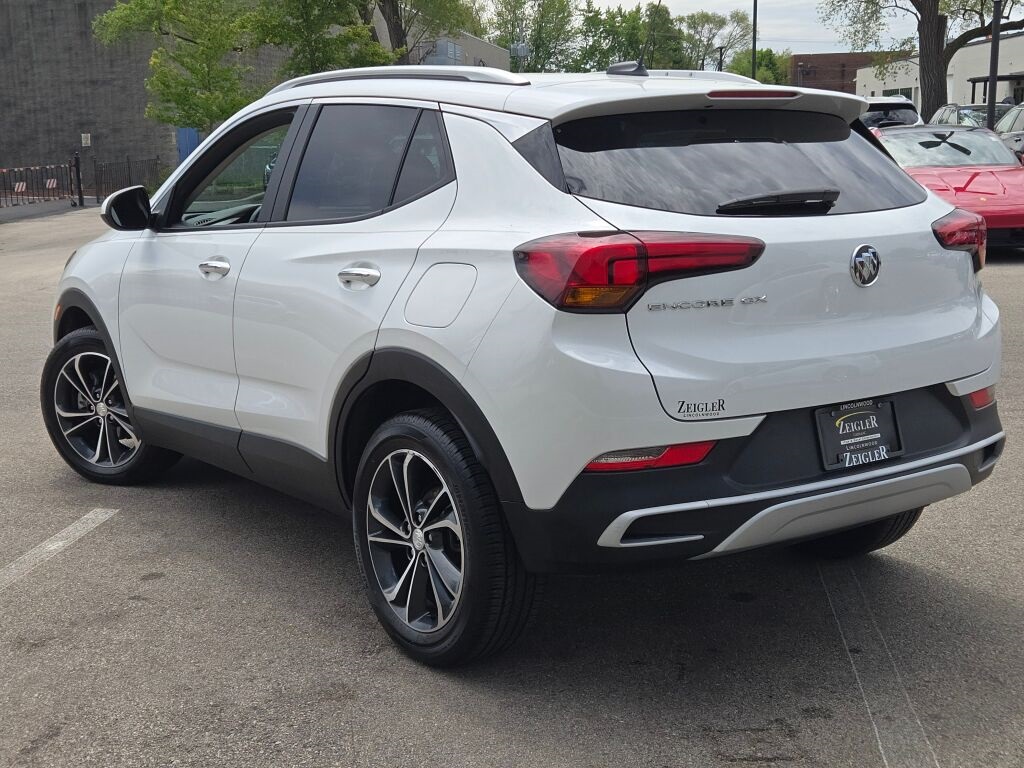 Vehicle image 9 of 37