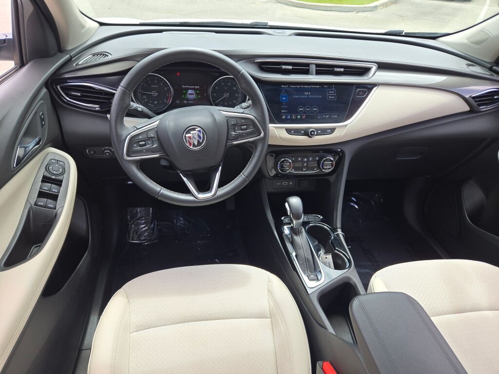 Vehicle image 22 of 37