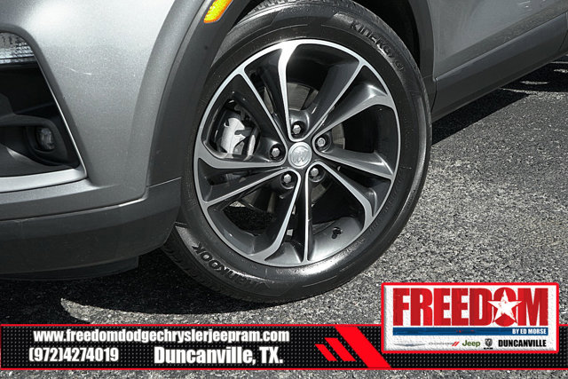 Vehicle image 10 of 46
