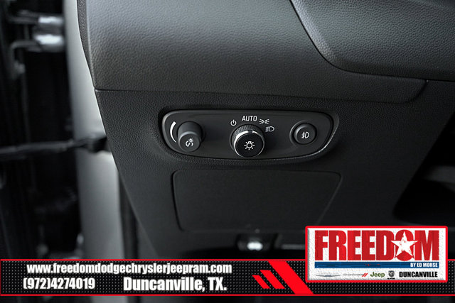 Vehicle image 29 of 46