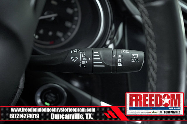 Vehicle image 34 of 46