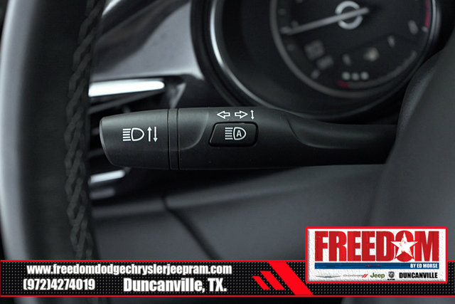 Vehicle image 44 of 46