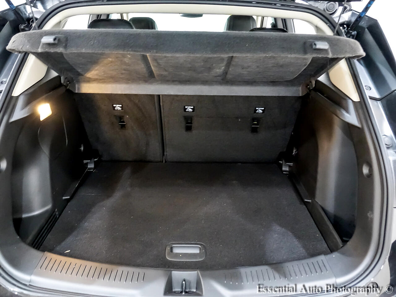 Vehicle image 26 of 35