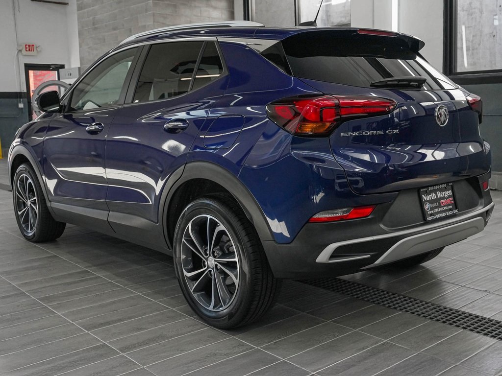Vehicle image 7 of 40