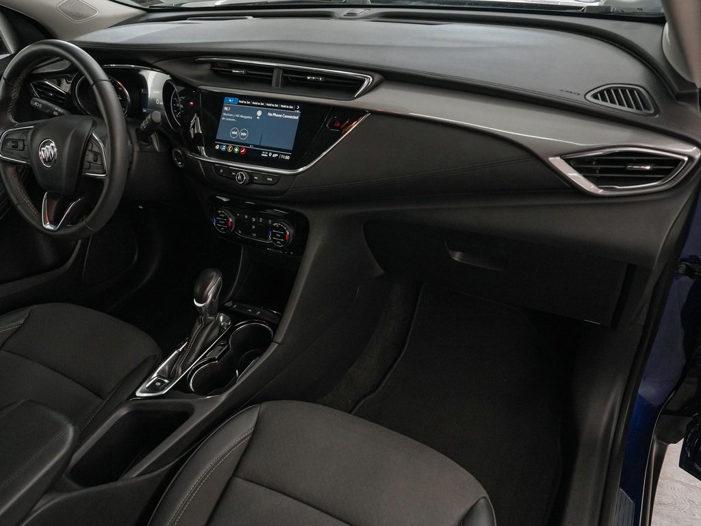 Vehicle image 36 of 40