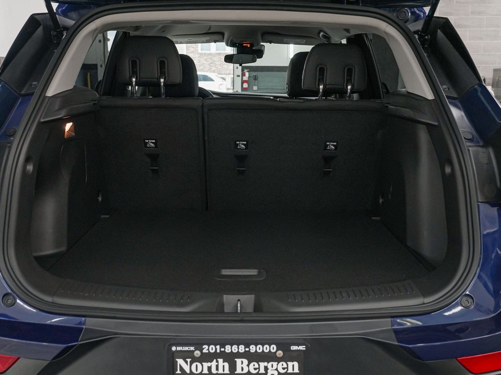 Vehicle image 39 of 40