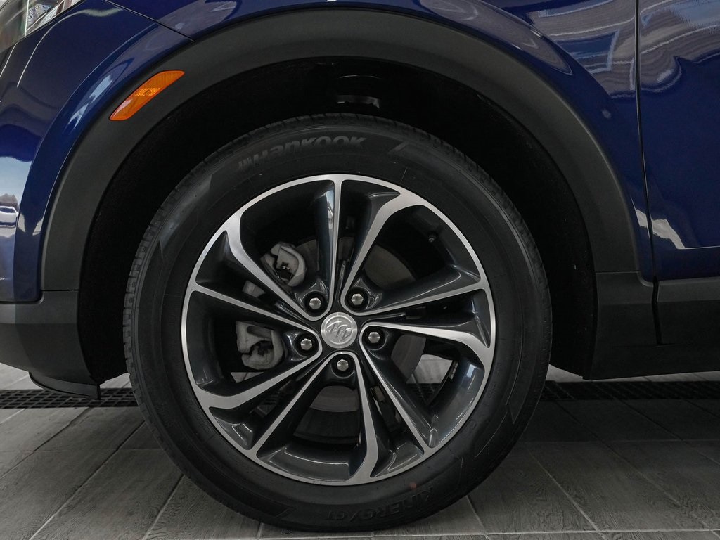 Vehicle image 9 of 40