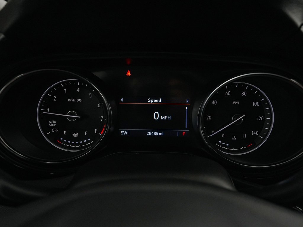 Vehicle image 17 of 40