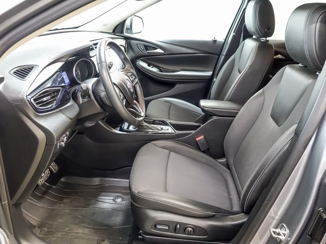Vehicle image 8 of 32
