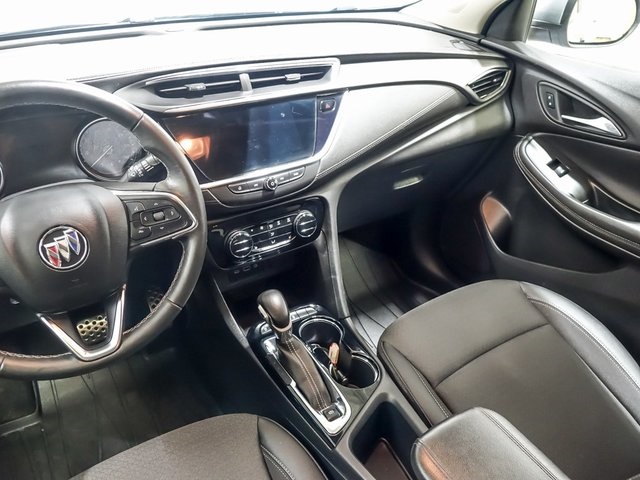 Vehicle image 13 of 32