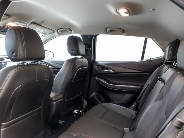 Vehicle image 11 of 32