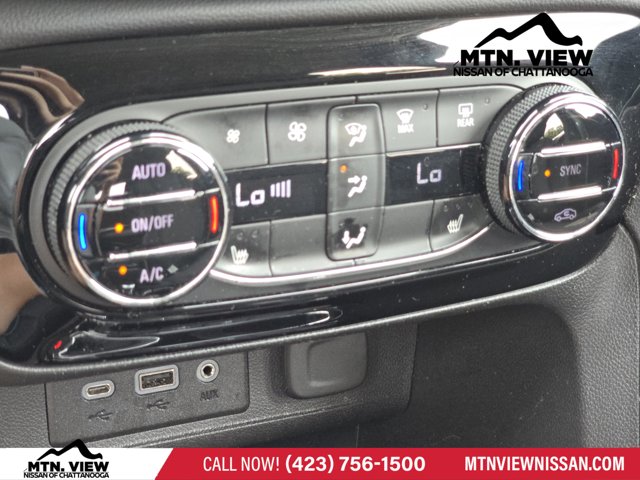 Vehicle image 26 of 31