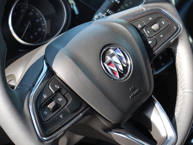 Vehicle image 20 of 42