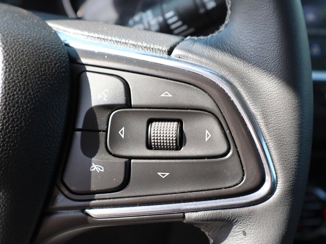 Vehicle image 34 of 42