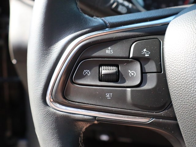 Vehicle image 33 of 42