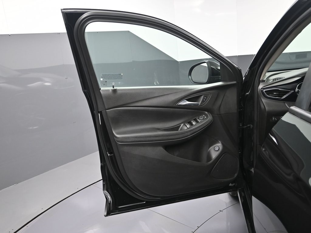 Vehicle image 34 of 59