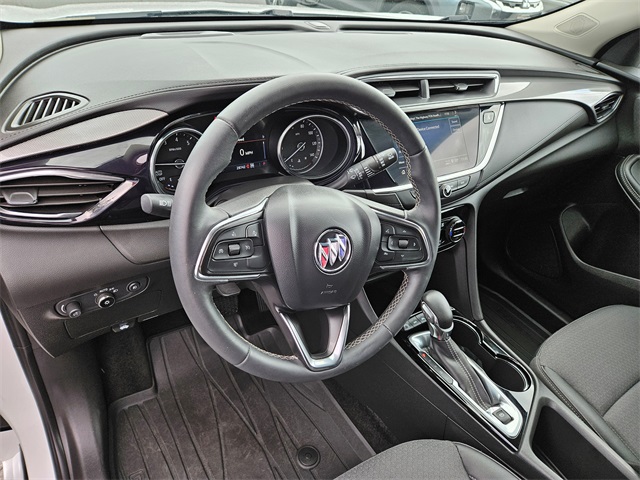 Vehicle image 13 of 28