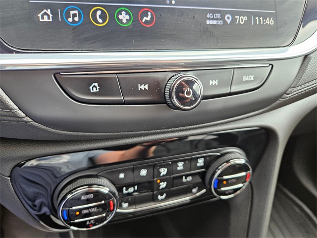 Vehicle image 18 of 28