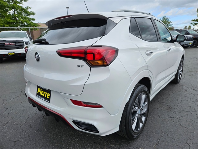 Vehicle image 4 of 28