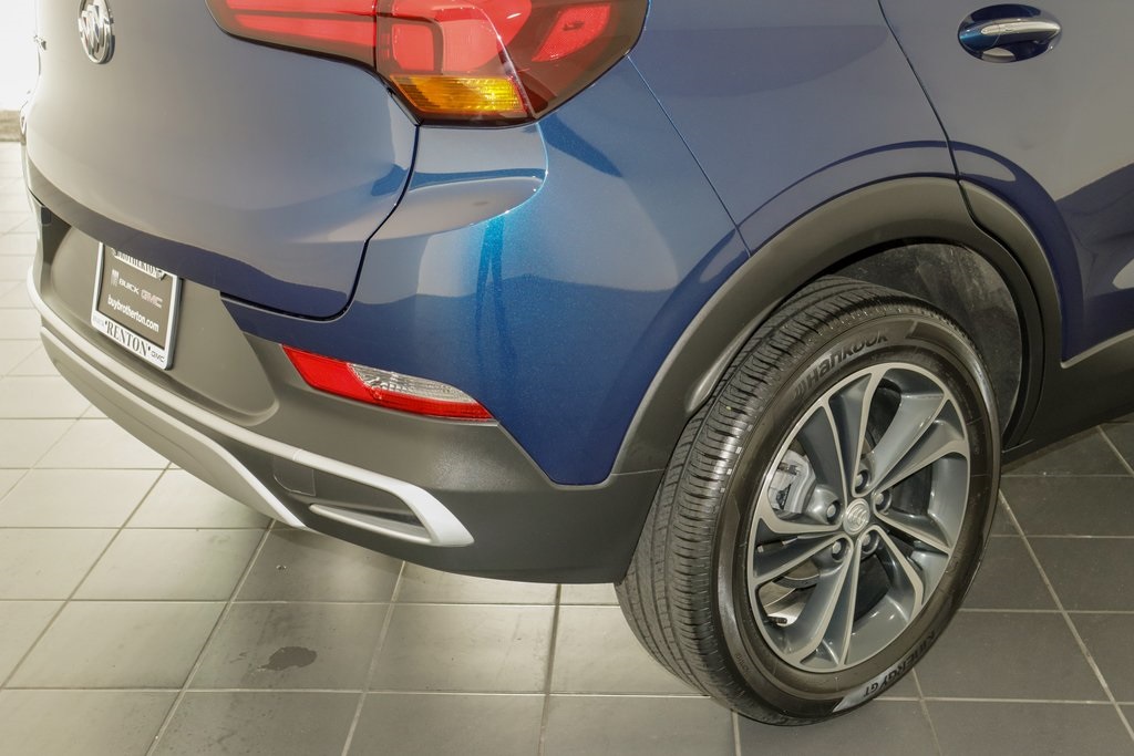 Vehicle image 12 of 25