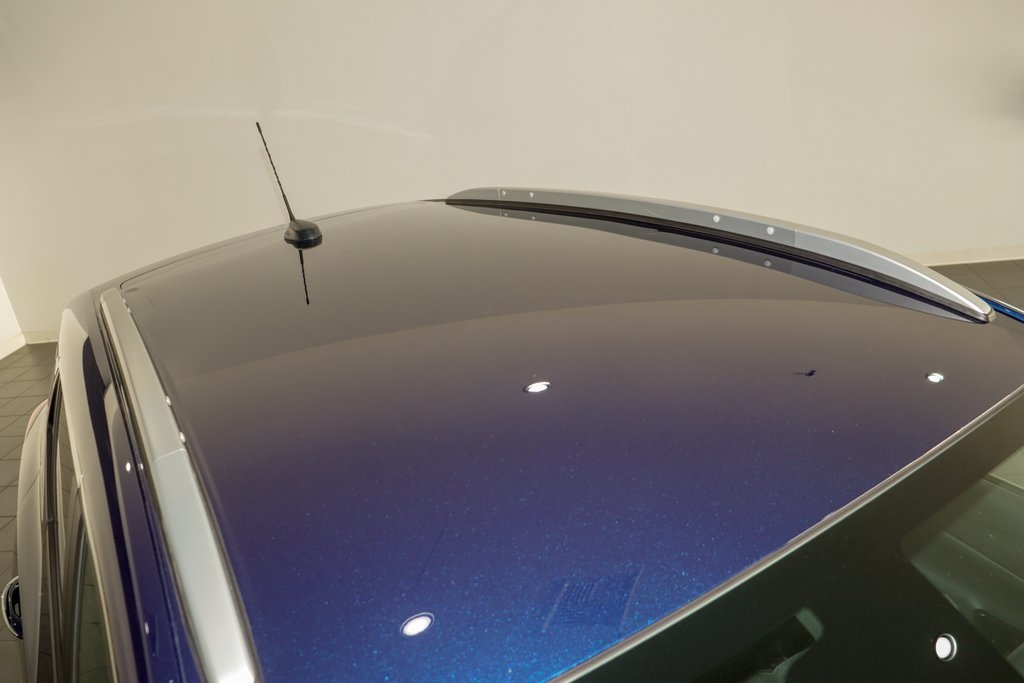 Vehicle image 14 of 25