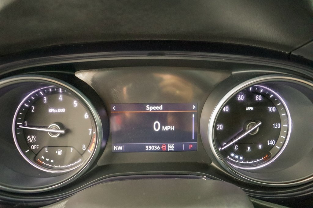 Vehicle image 16 of 25