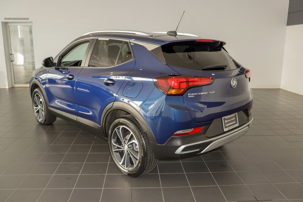 Vehicle image 7 of 25