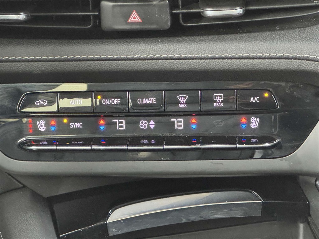 Vehicle image 9 of 33