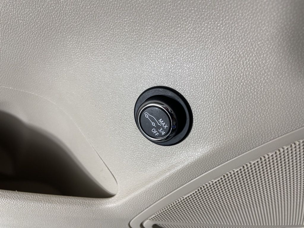 Vehicle image 47 of 55