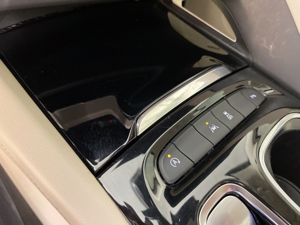 Vehicle image 34 of 55
