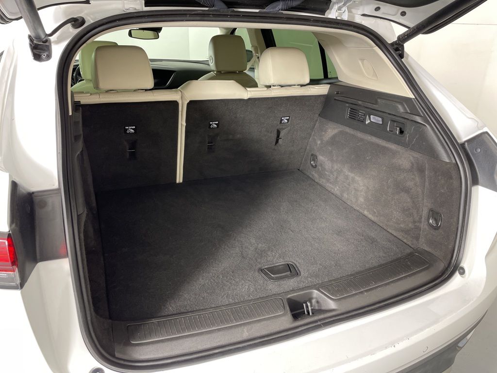 Vehicle image 13 of 55