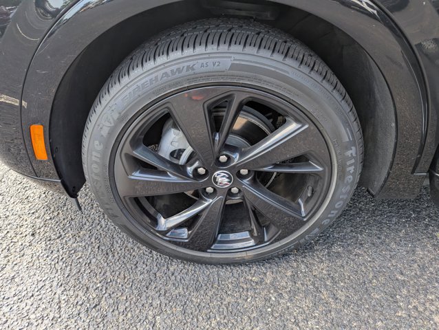 Vehicle image 10 of 27