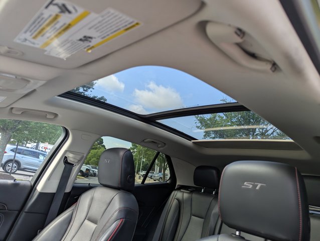 Vehicle image 20 of 27