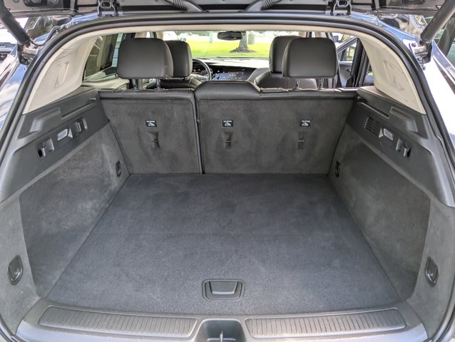 Vehicle image 11 of 27