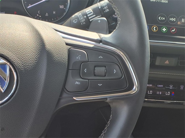 Vehicle image 27 of 30
