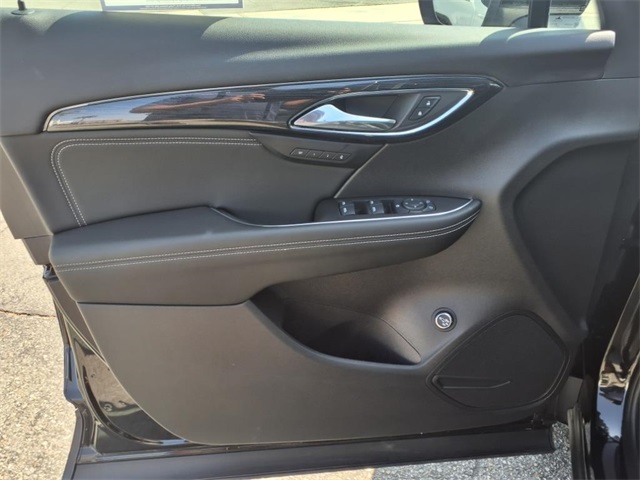 Vehicle image 20 of 30