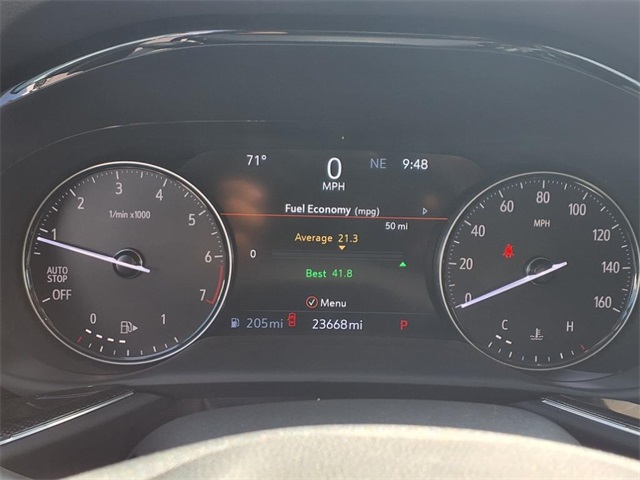 Vehicle image 17 of 30