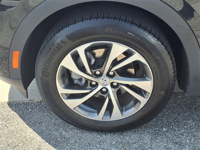 Vehicle image 10 of 30