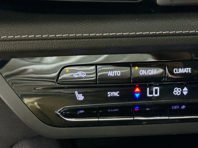 Vehicle image 24 of 42