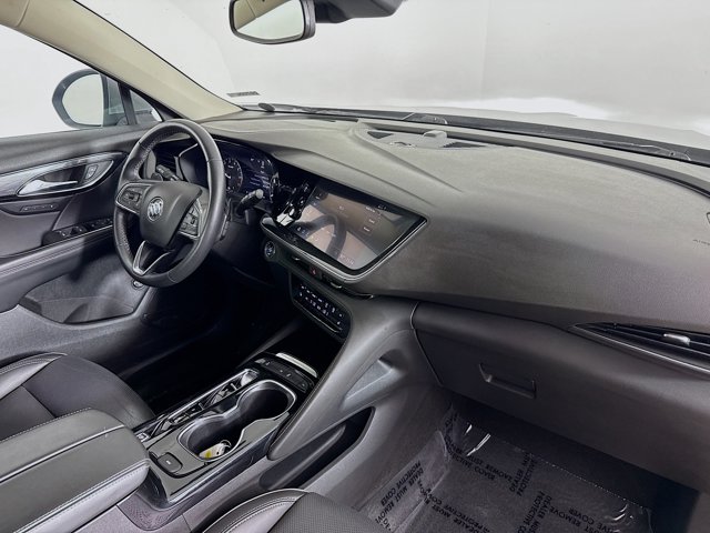 Vehicle image 32 of 42
