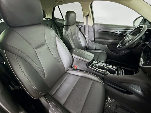Vehicle image 31 of 42