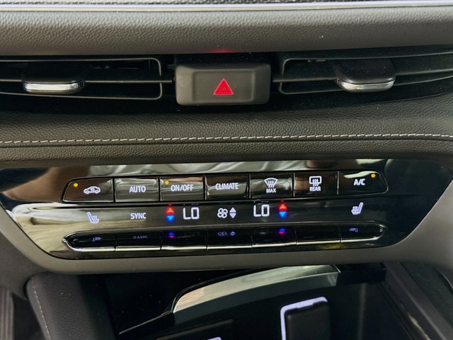 Vehicle image 17 of 42
