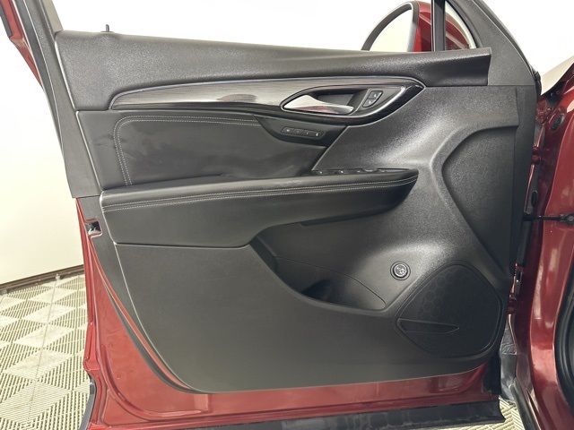 Vehicle image 15 of 30
