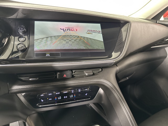 Vehicle image 12 of 30