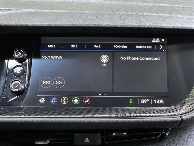 Vehicle image 21 of 30