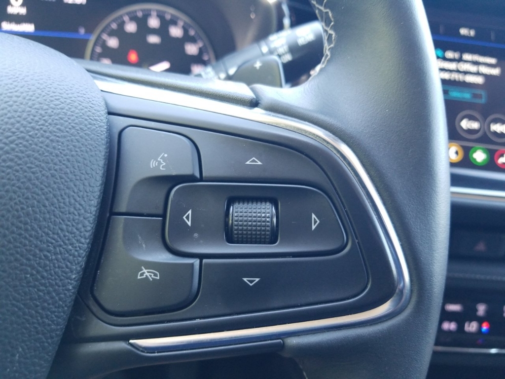 Vehicle image 24 of 35